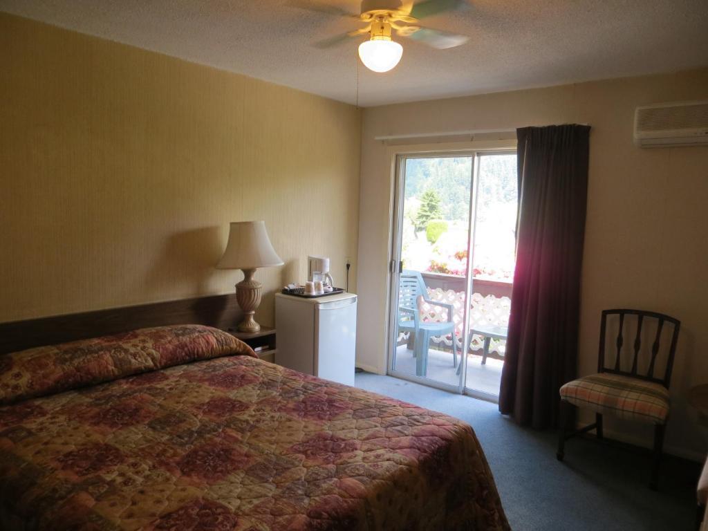 Harrison Village Motel Harrison Hot Springs Zimmer foto