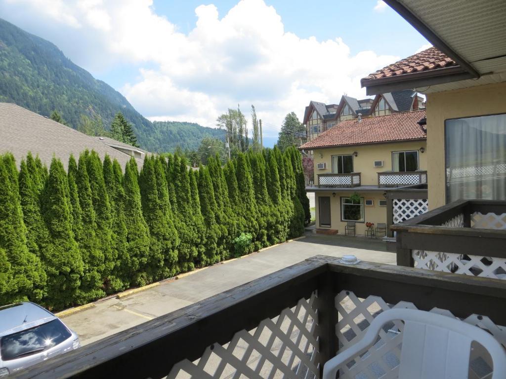 Harrison Village Motel Harrison Hot Springs Zimmer foto